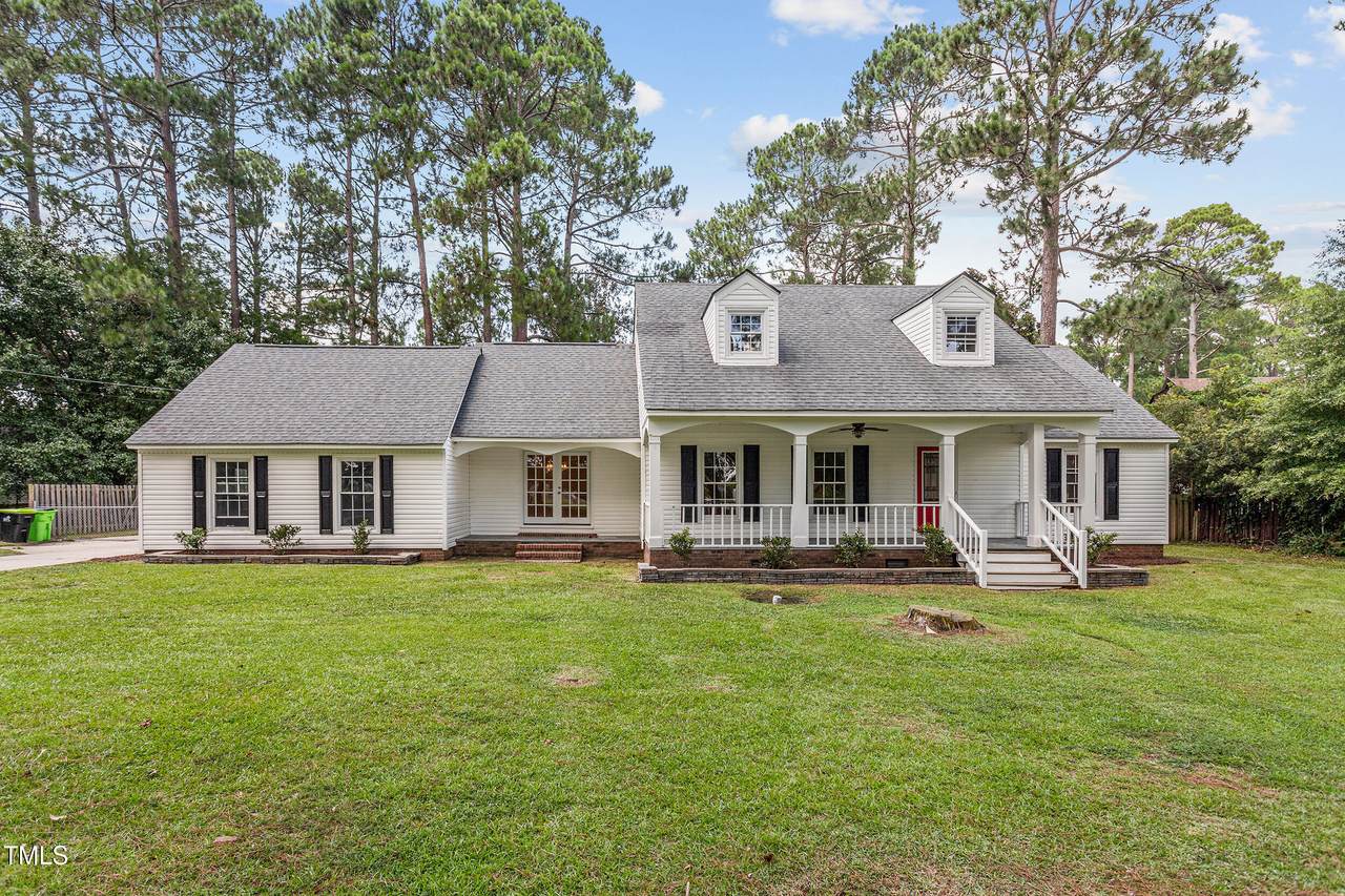 3226 Circle Drive - Photo 1