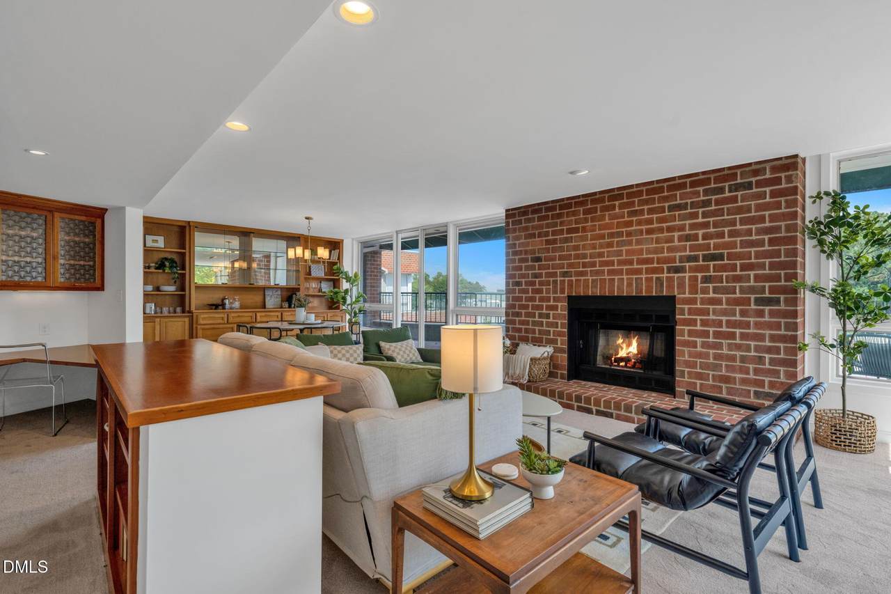 620 Martin Luther King Jr Boulevard - Photo 1