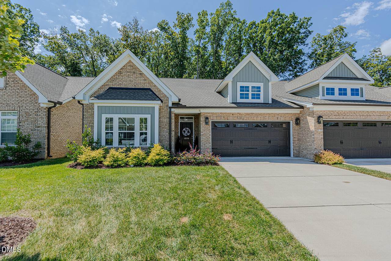 1074 Stowe Street - Photo 1