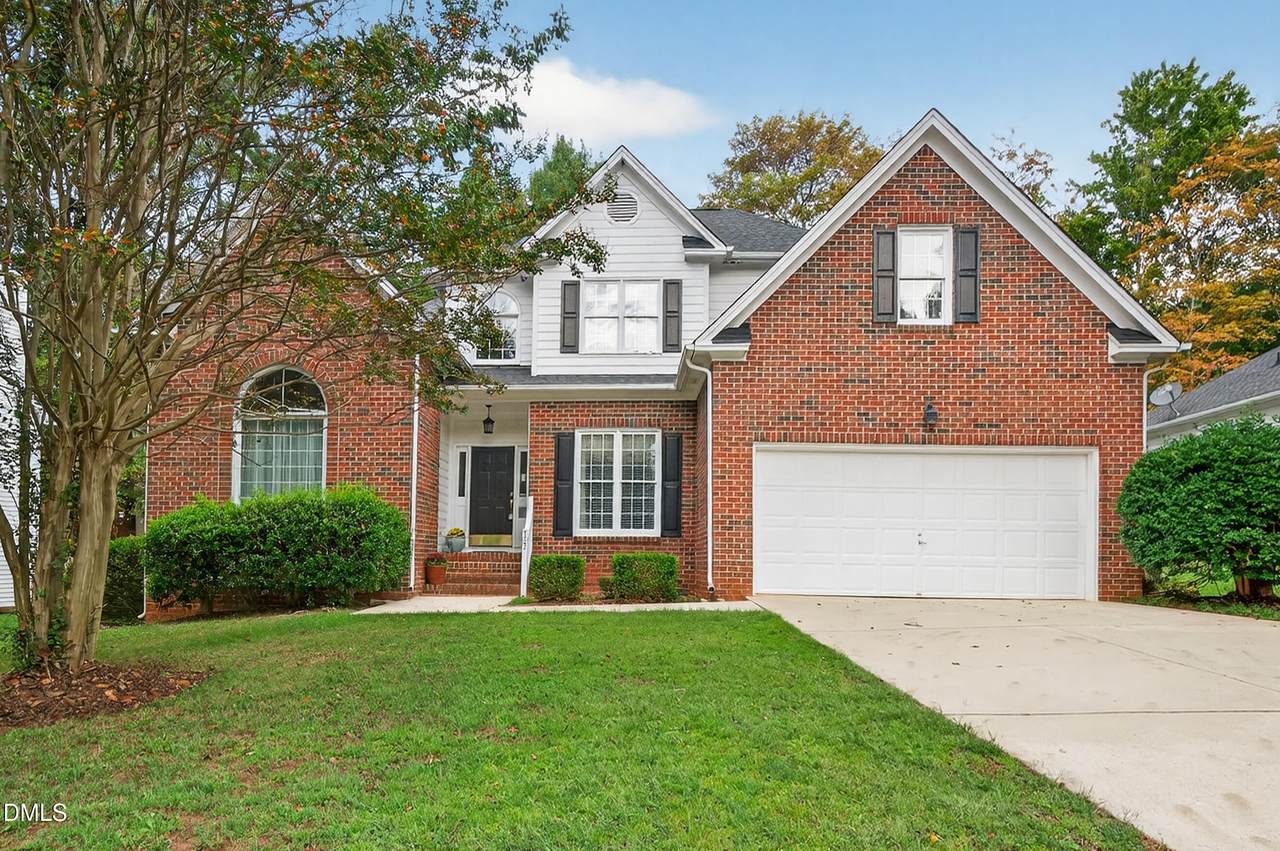 107 Tower Hamlet Drive - Photo 1