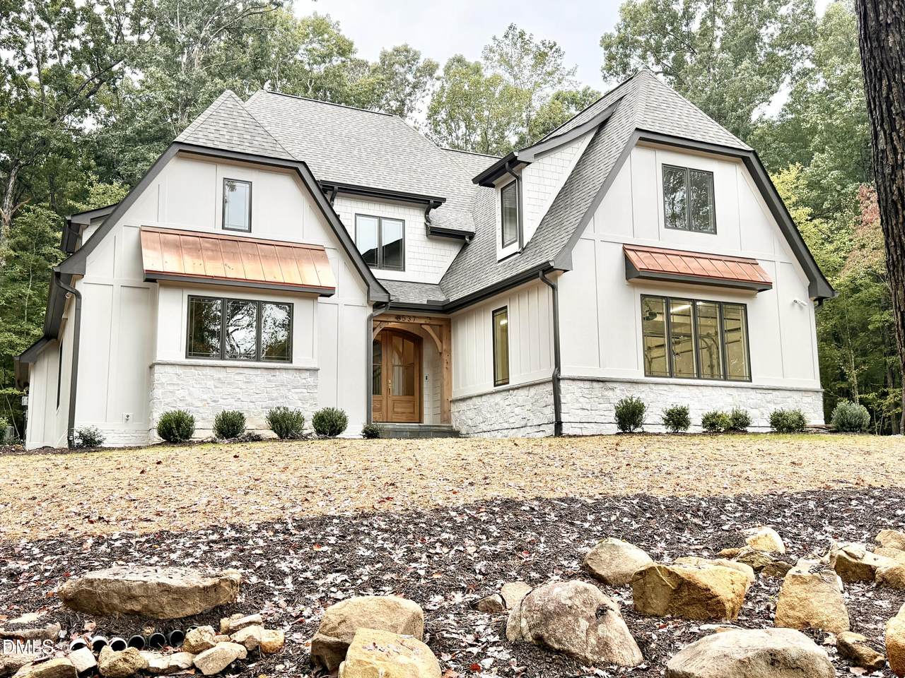 3537 Lodge Trail - Photo 1