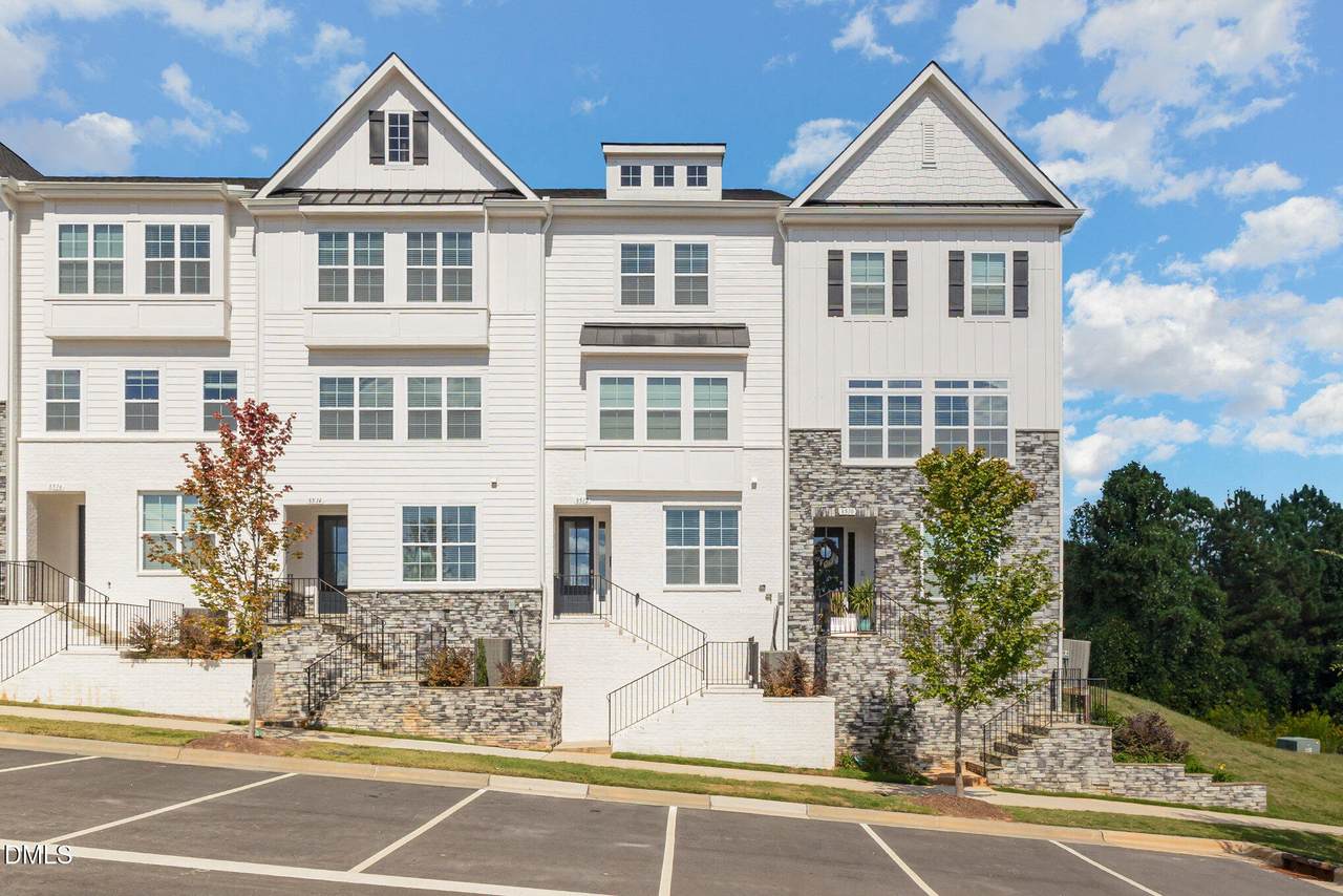 8512 Silsbee Drive - Photo 1