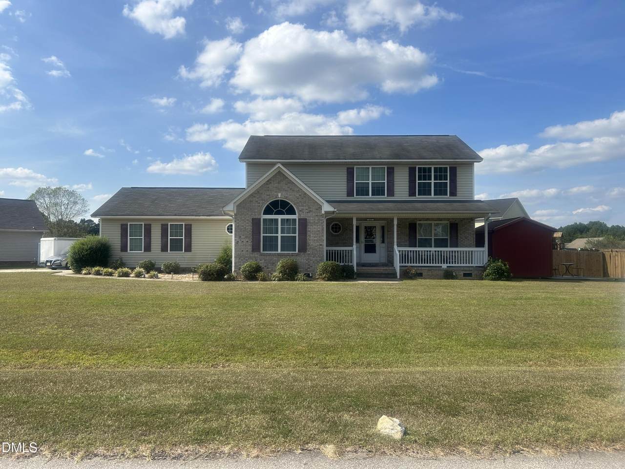 831 Raspberry Road - Photo 1