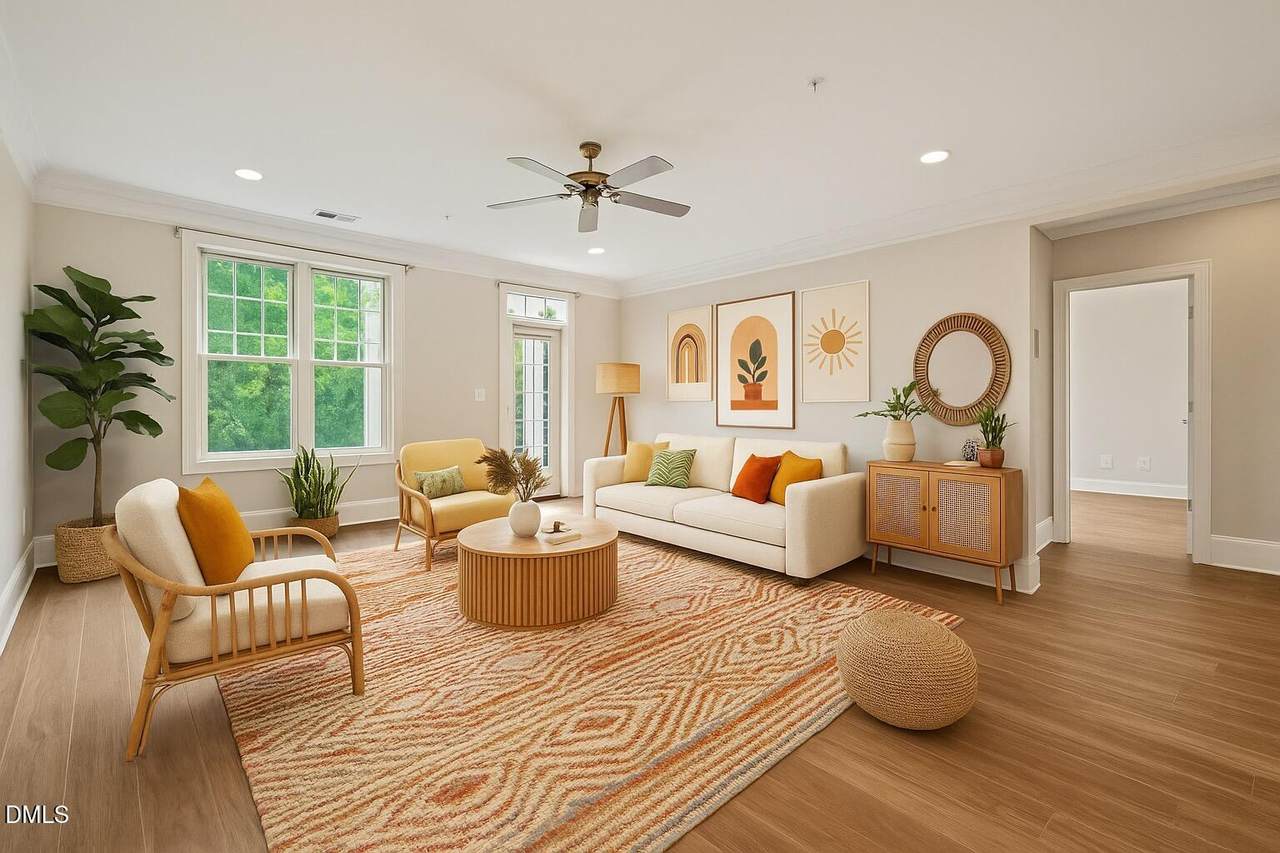 501 Finsbury Street - Photo 1