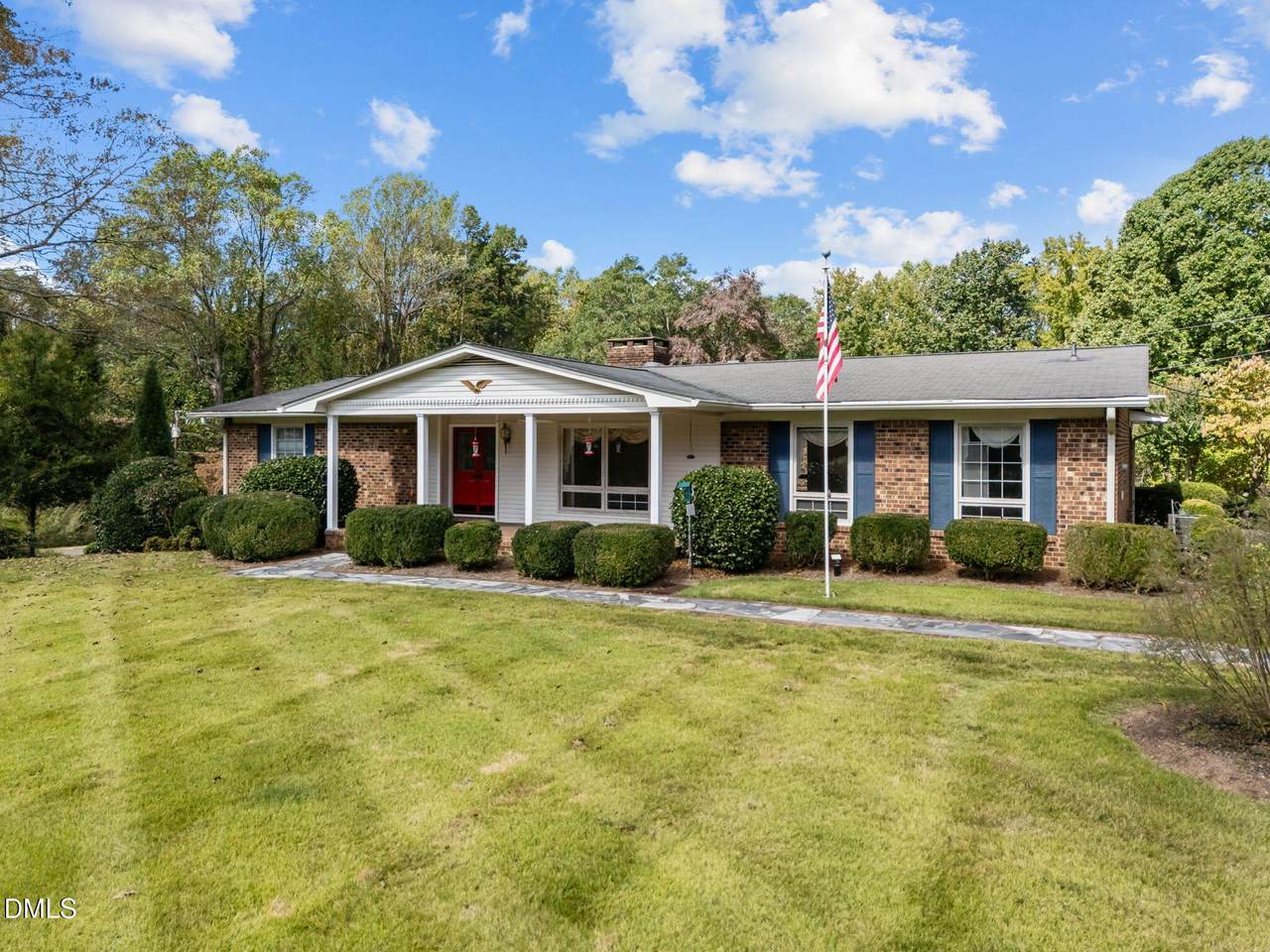 60 Banbury Court - Photo 1