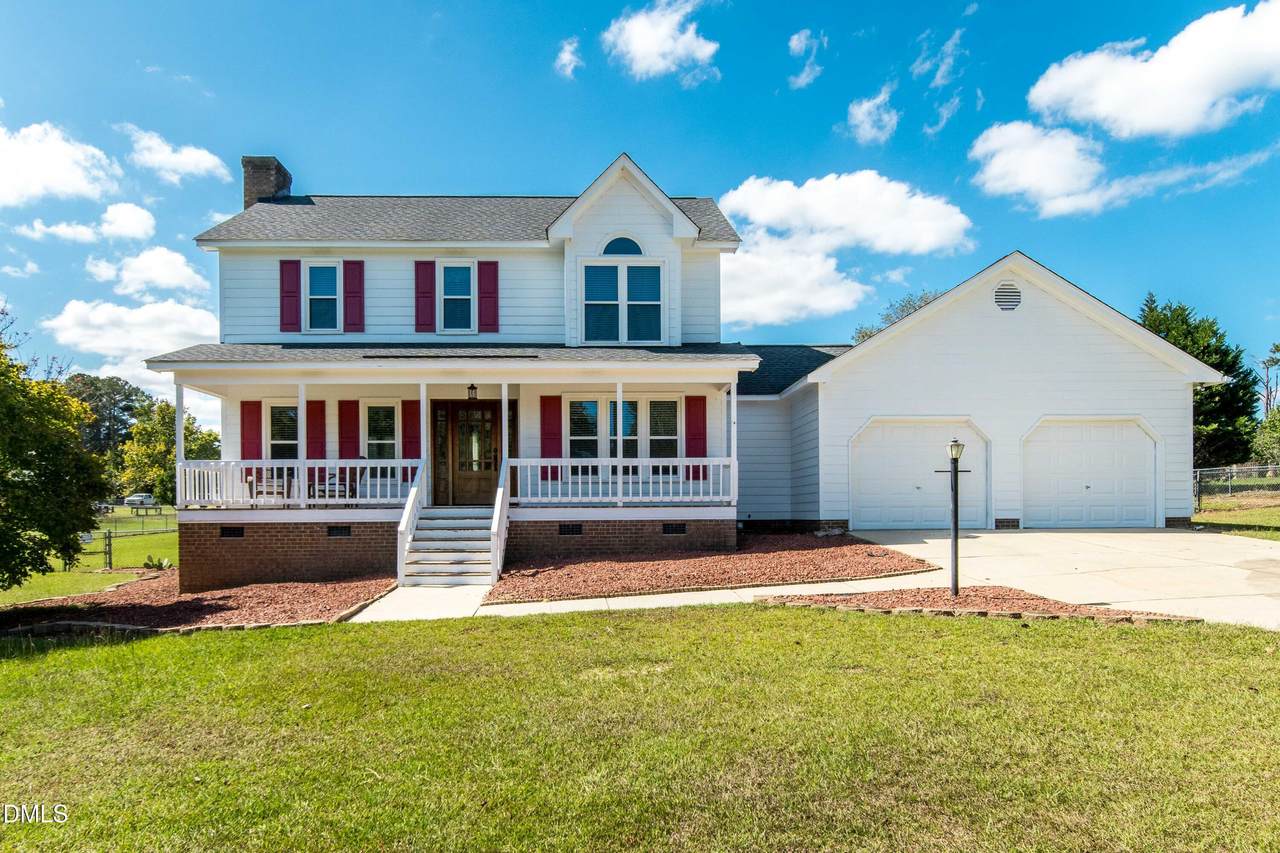 3002 Red Circle - Photo 1