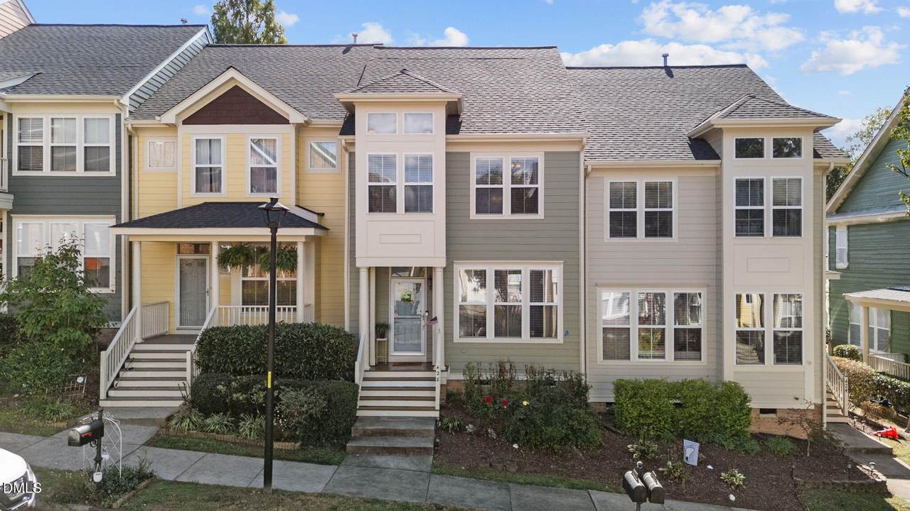 428 Heritage Village Lane - Photo 1