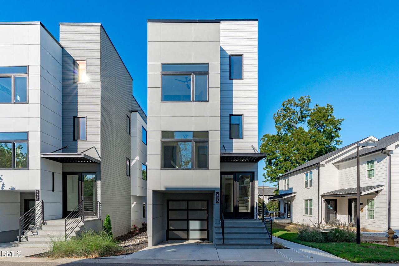 226 Woodsborough Place - Photo 1