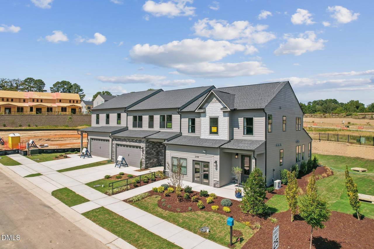 2118 Barrier Ridge Way - Photo 1