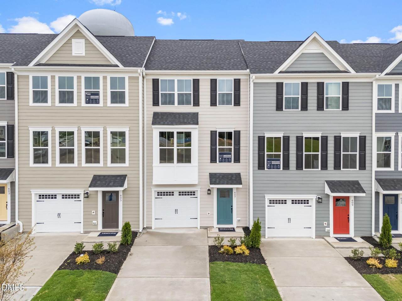 607 Silverado Sunset Loop - Photo 1