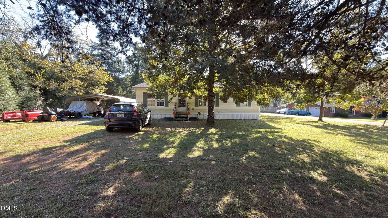 125 Barracks Road - Photo 1