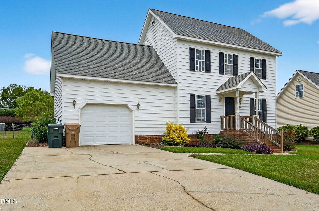 200 Hunter Way - Photo 1