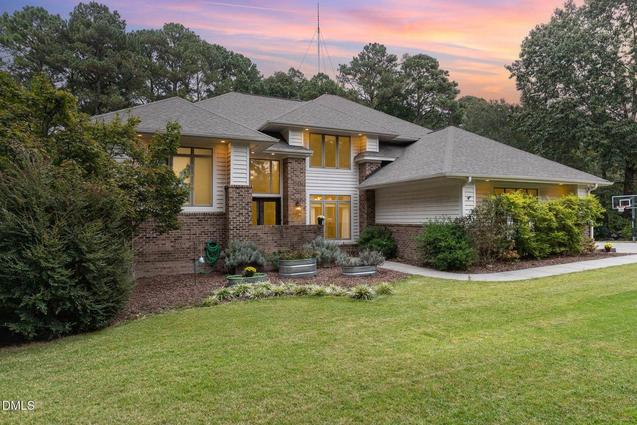 3505 Knightshire Drive - Photo 1