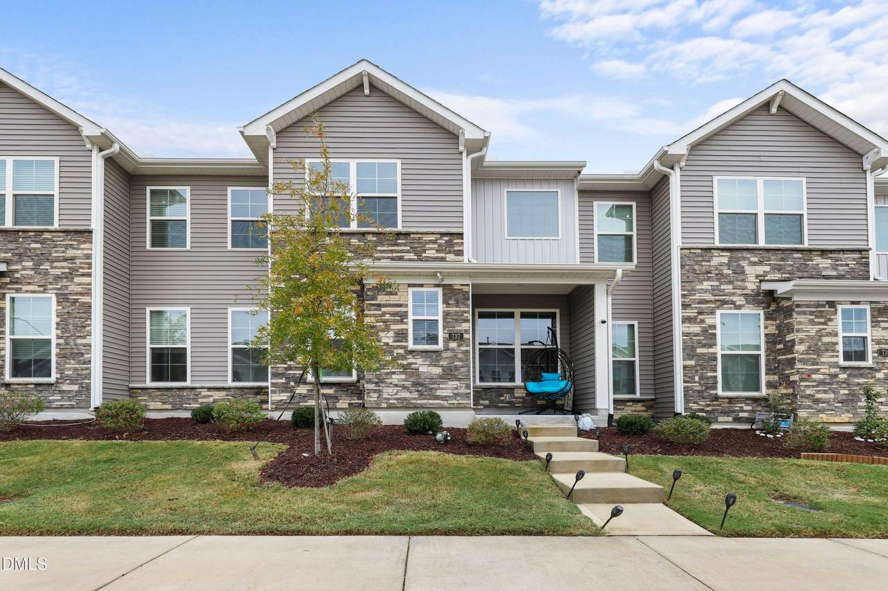 737 Andrade Drive - Photo 1