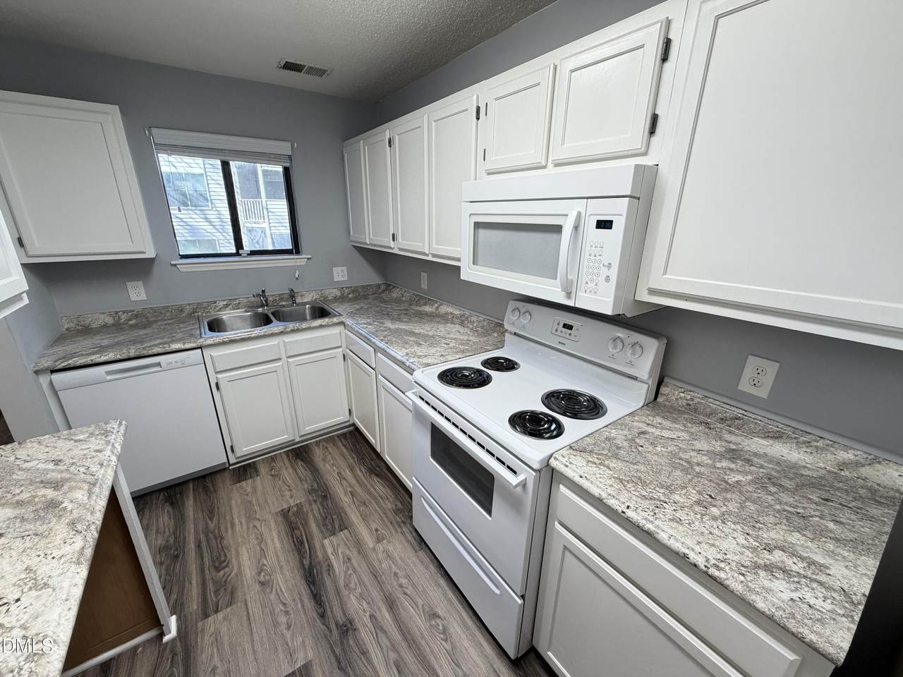 600 Audubon Lake Drive - Photo 1