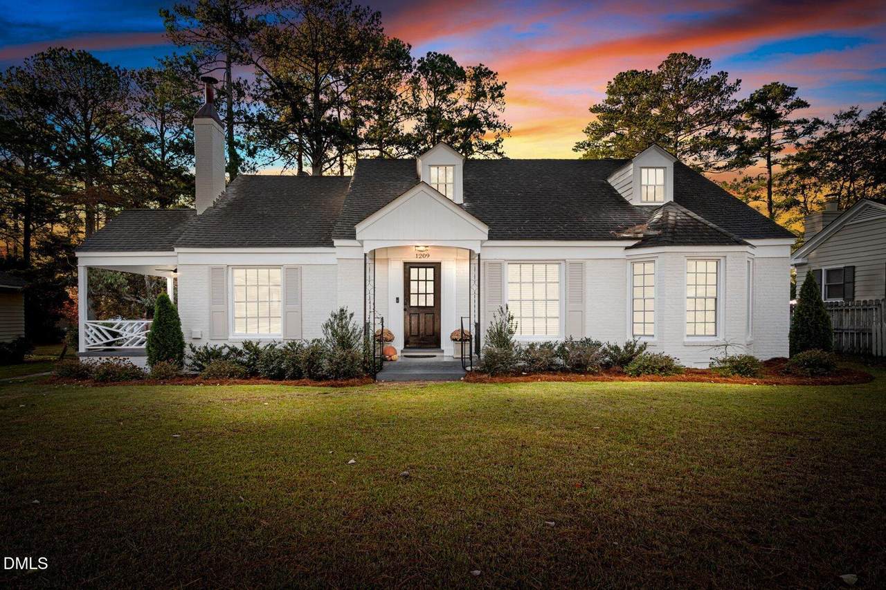 1209 Alta Vista Lane - Photo 1