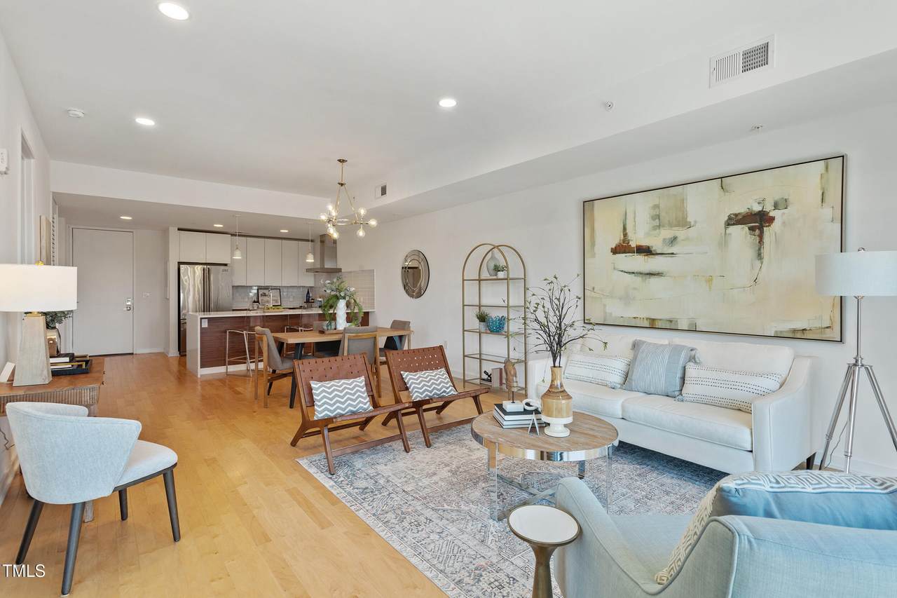 523 West Street - Photo 1