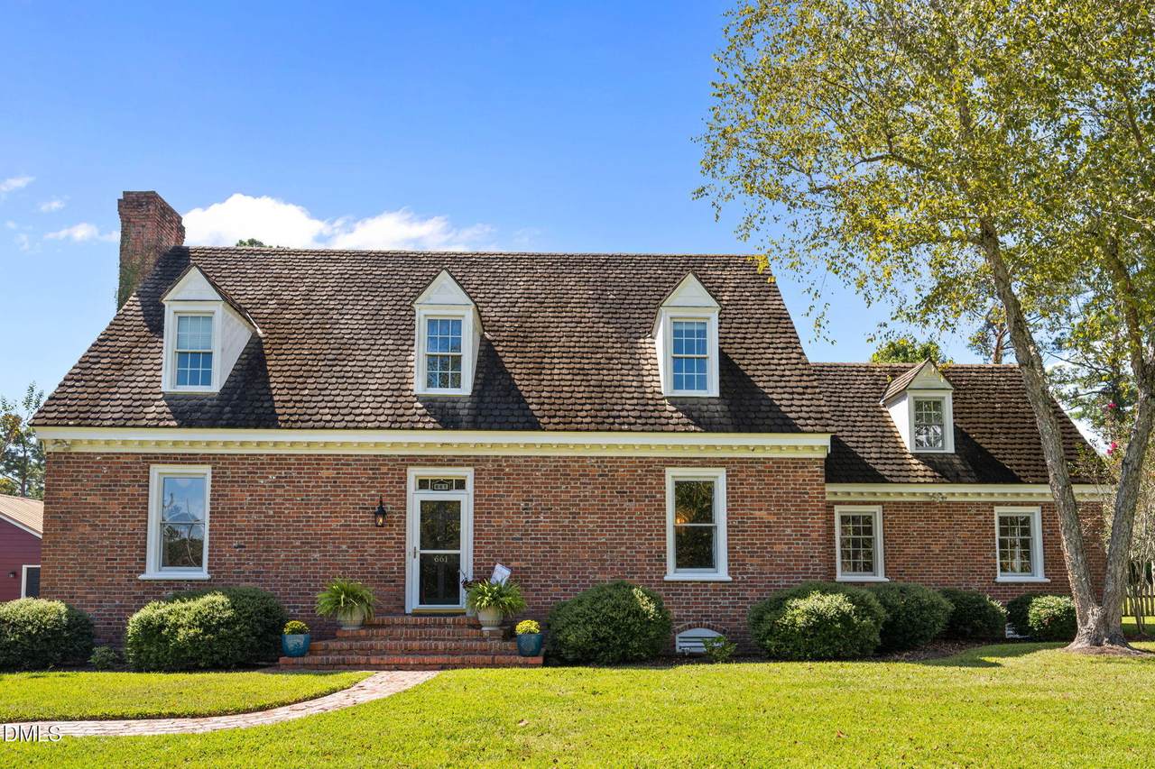 661 Main Street Extension - Photo 1