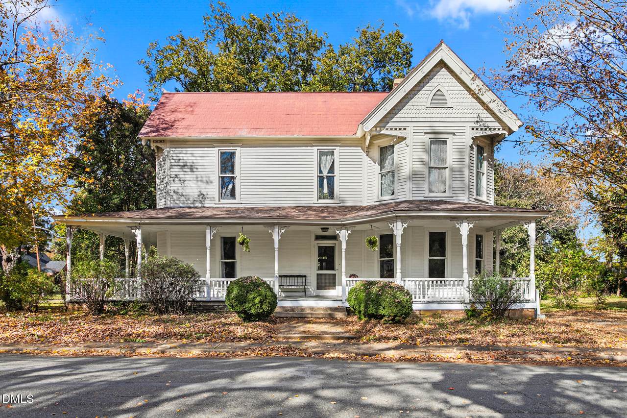 200 Albright Avenue - Photo 1