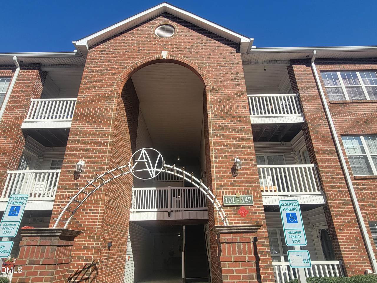 129 Sturbridge Drive - Photo 1