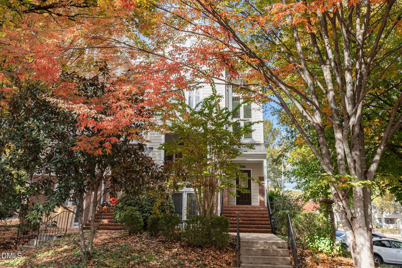 1120 Parkridge Lane - Photo 1