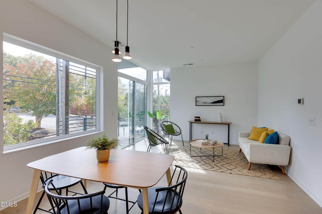 521 Mangum Street - Photo 1