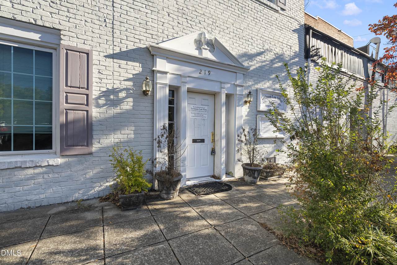 219 Johnston Street - Photo 1