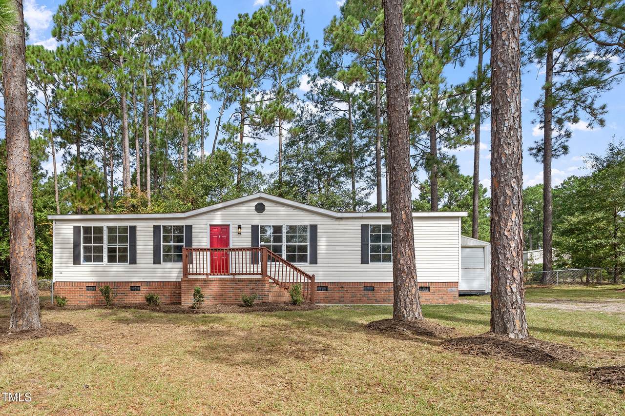 67 Wood Croft - Photo 1