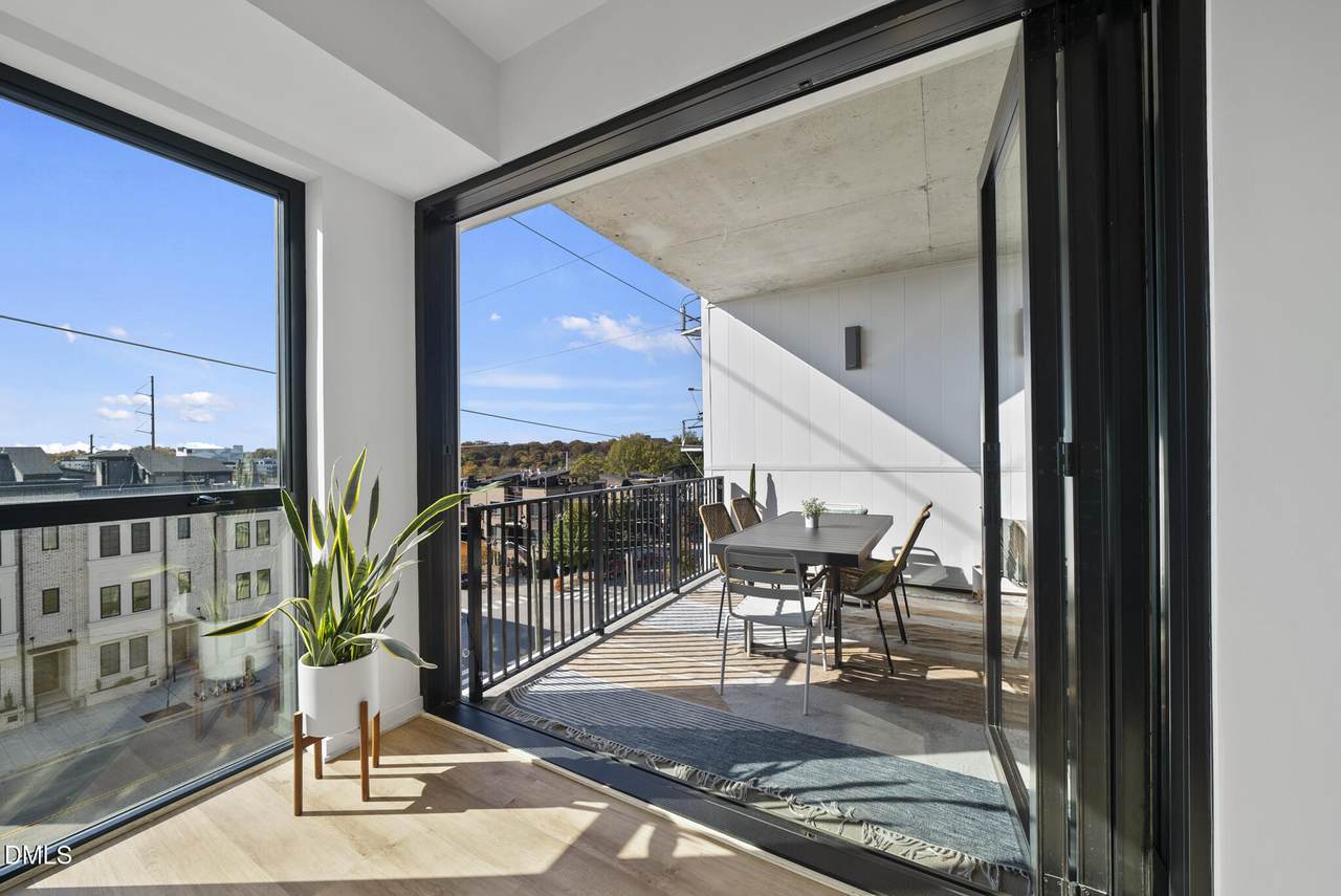 523 West Street - Photo 1