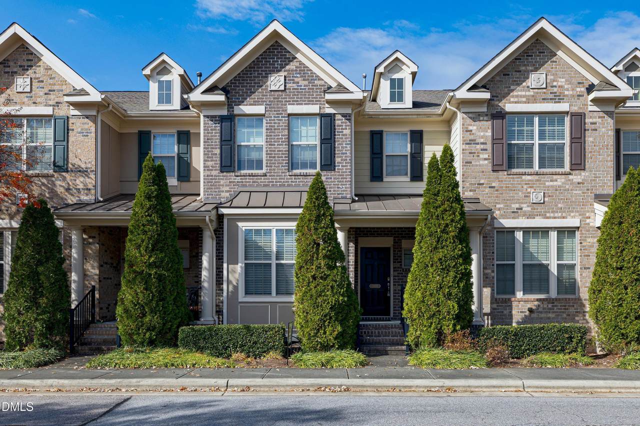 2005 Valleystone Drive - Photo 1