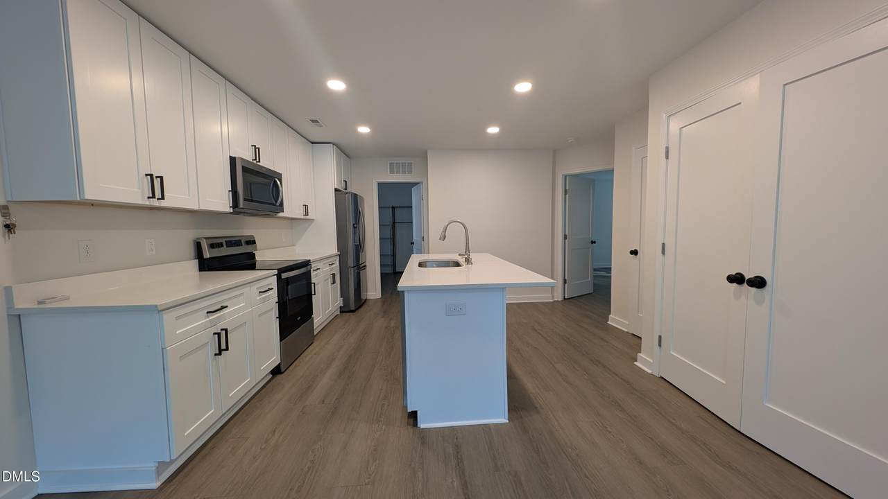 348 Beach End Lane - Photo 1