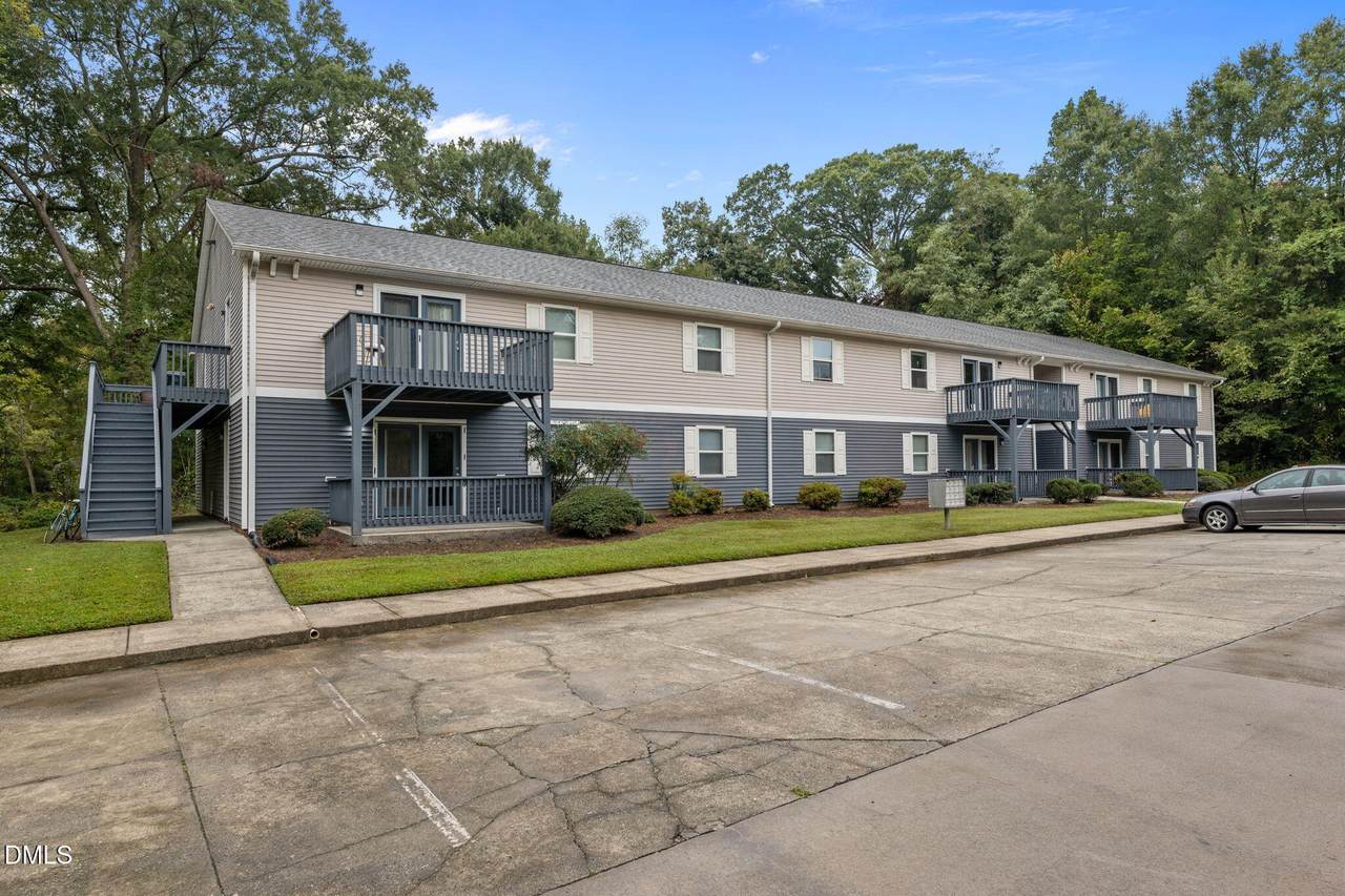 920 Highland Avenue - Photo 1