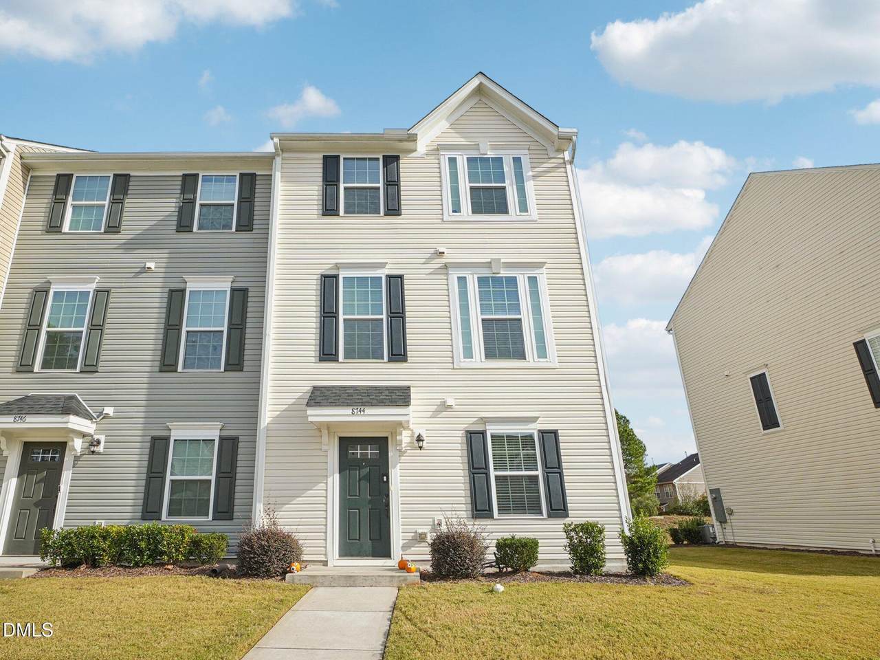 8744 Red Canyon Way - Photo 1