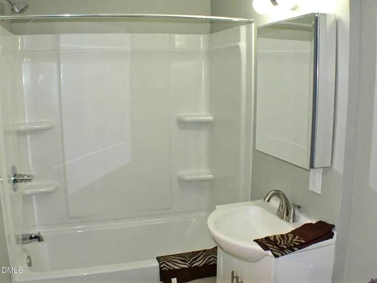 https://bt-photos.global.ssl.fastly.net/tmls/1280_boomver_1_10136262-2.jpg