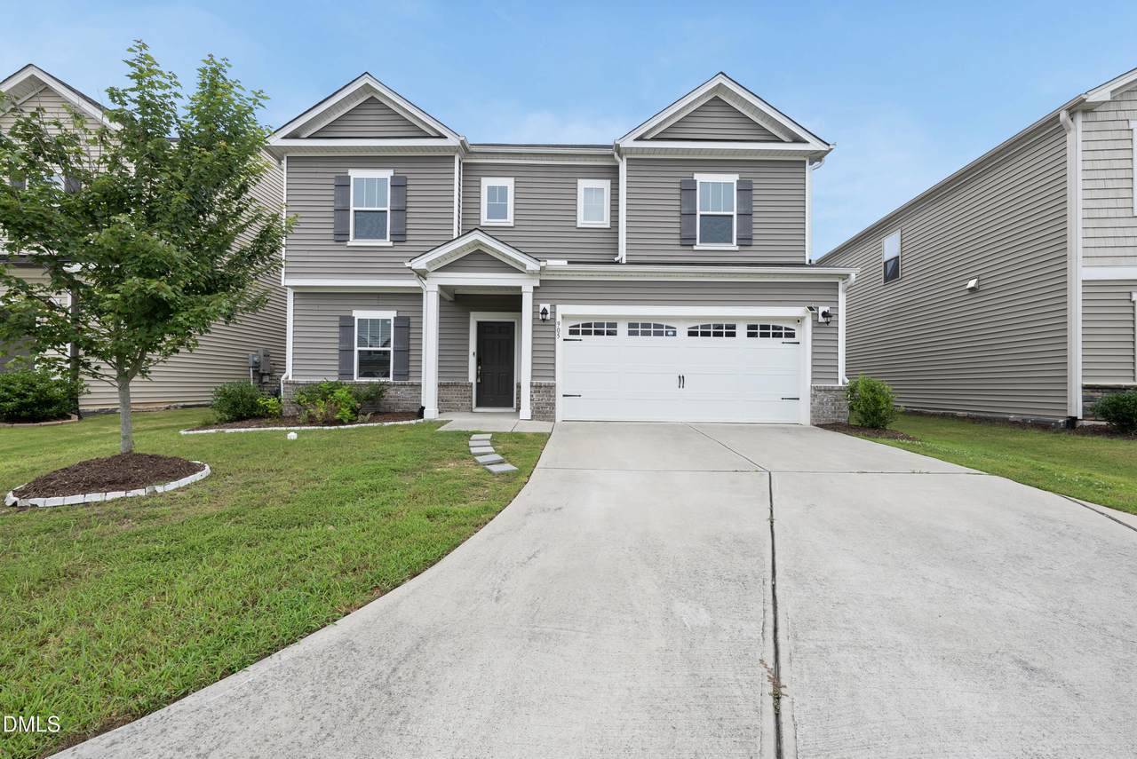 905 Lippincott Road - Photo 1