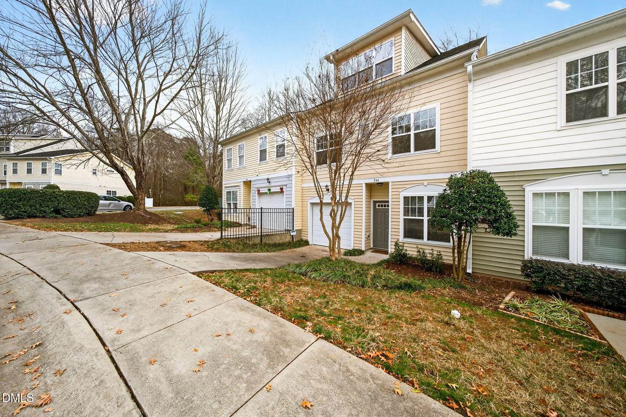 544 Elm Avenue - Photo 1