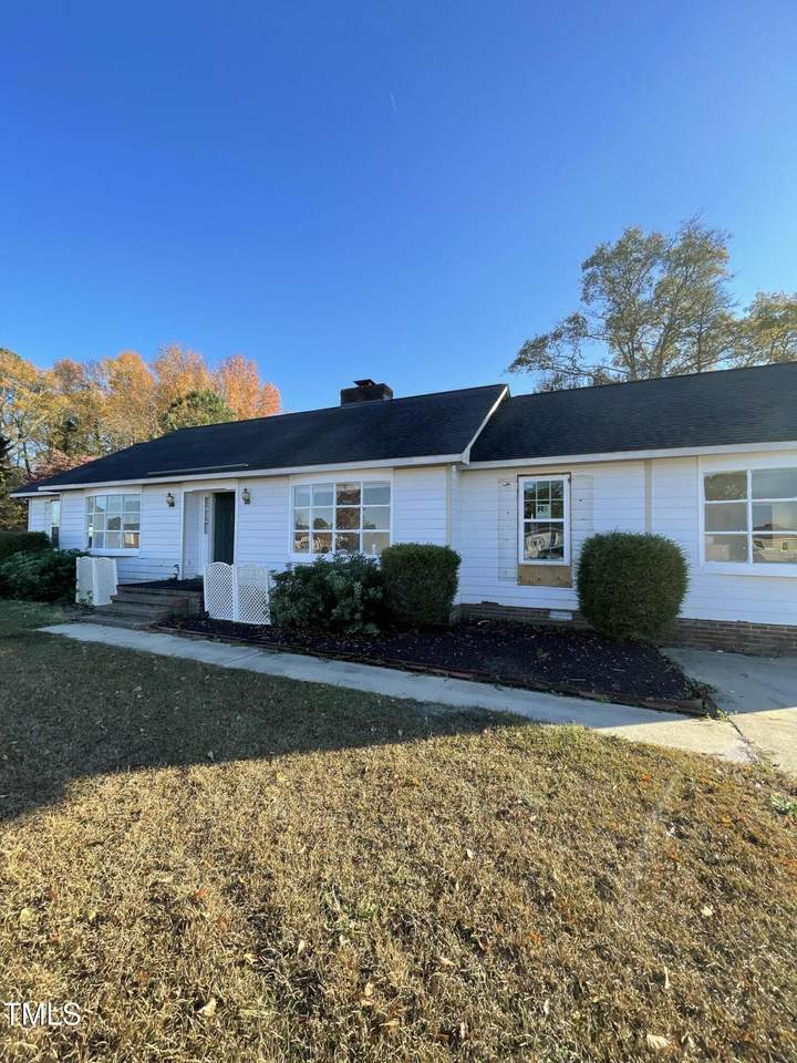 602 Weaver Drive - Photo 1