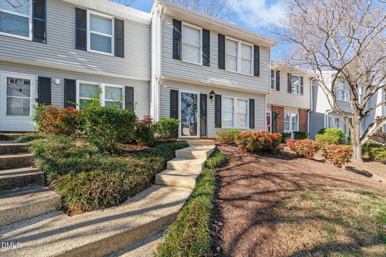 7739 Ohmann Court - Photo 1