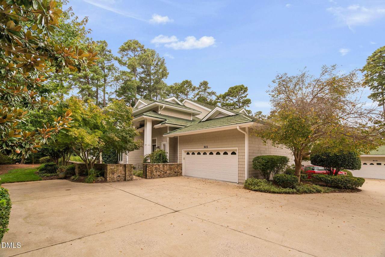 901 Crabtree Crossing Parkway - Photo 1