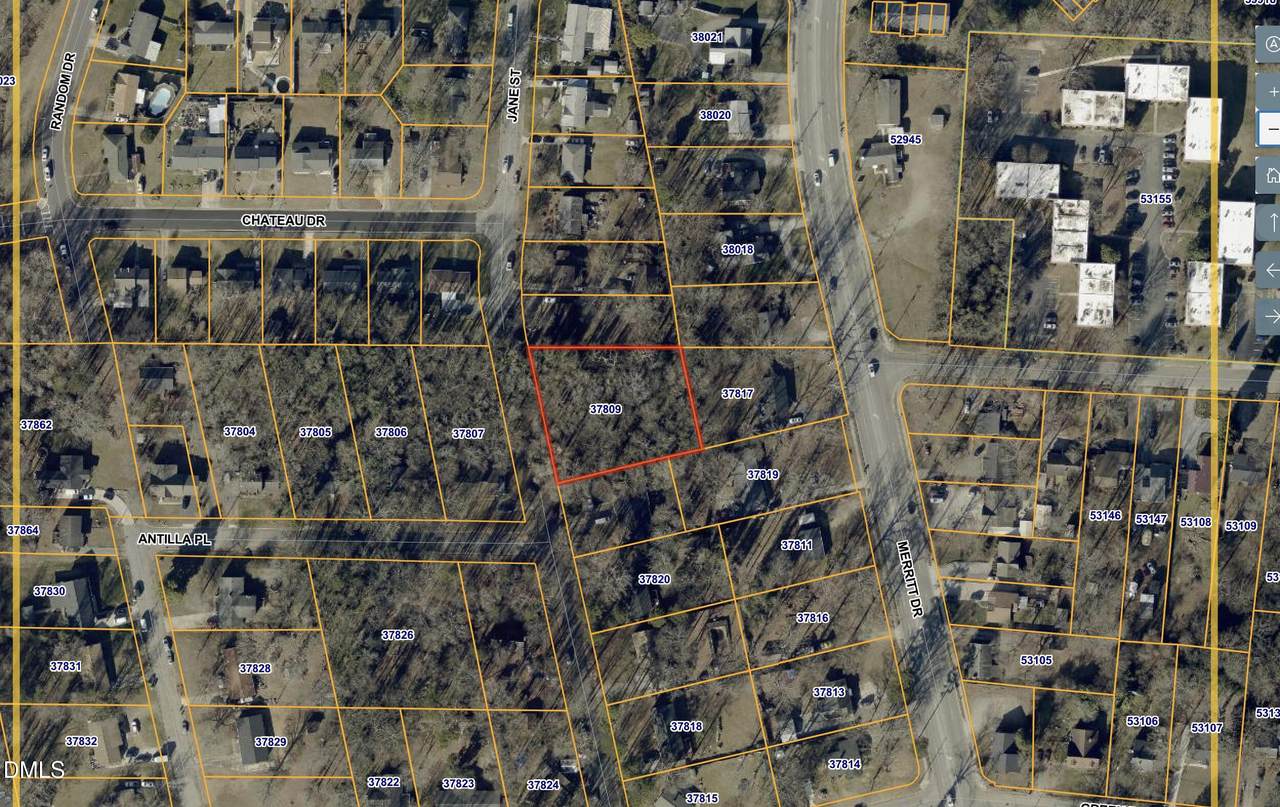 1905 Jane Street - Photo 1