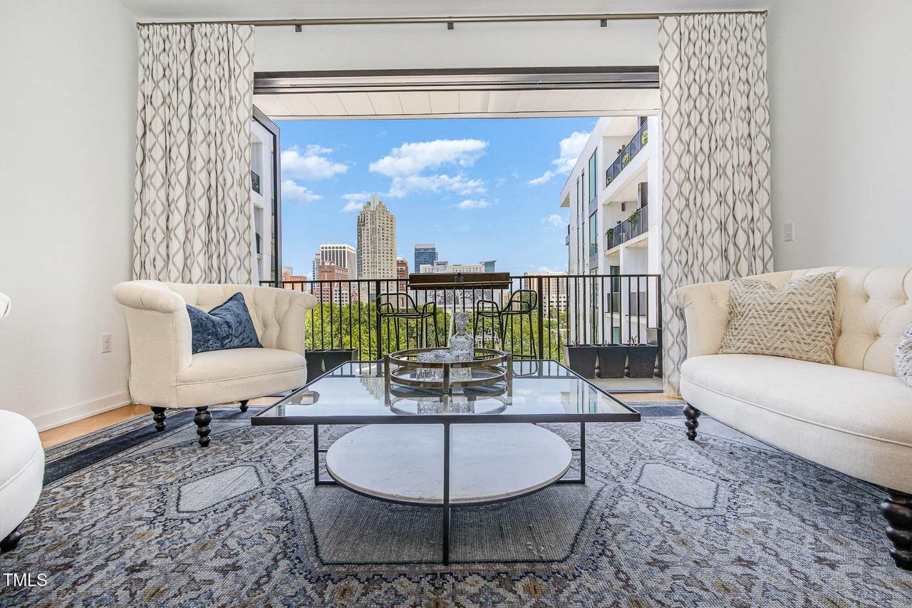 523 West Street - Photo 1