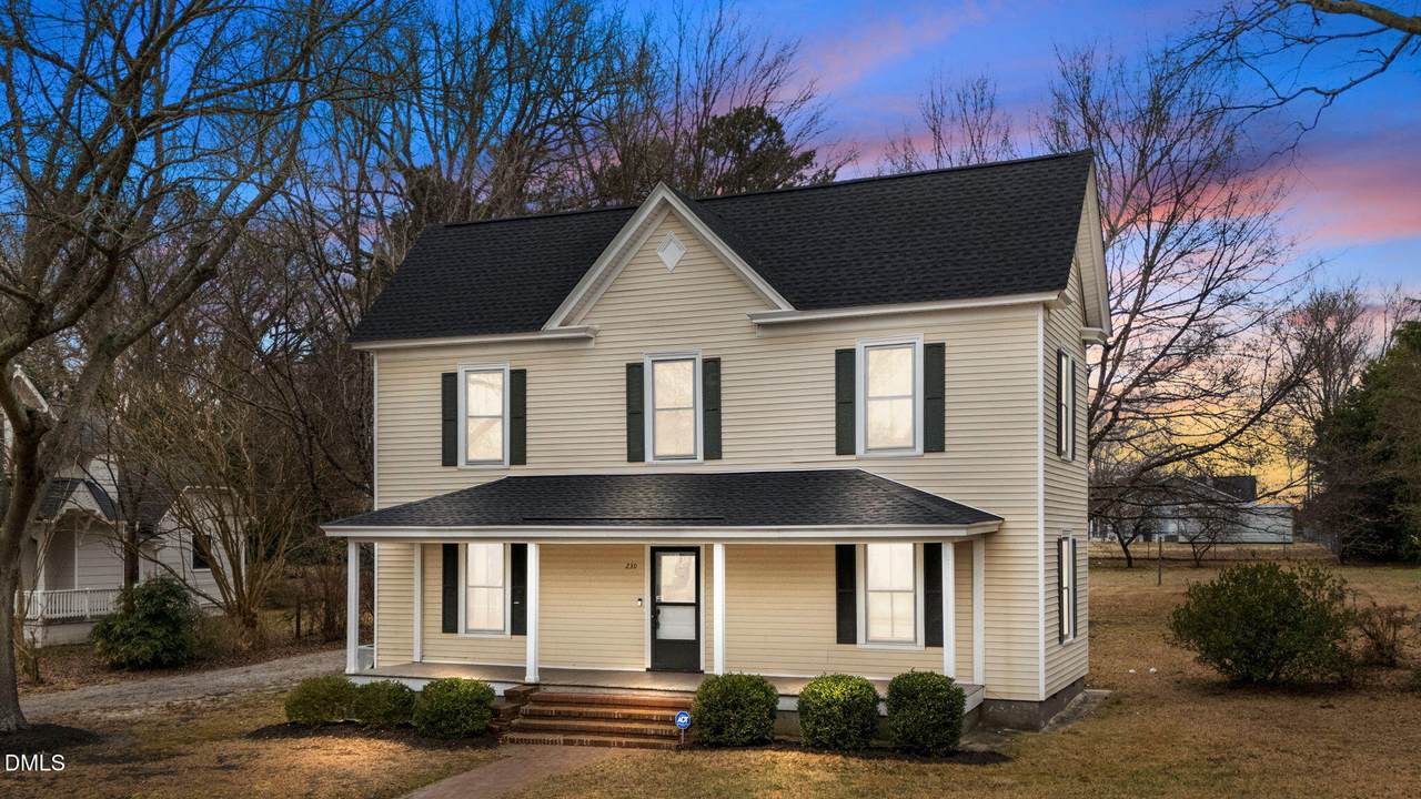 230 Chavasse Avenue - Photo 1