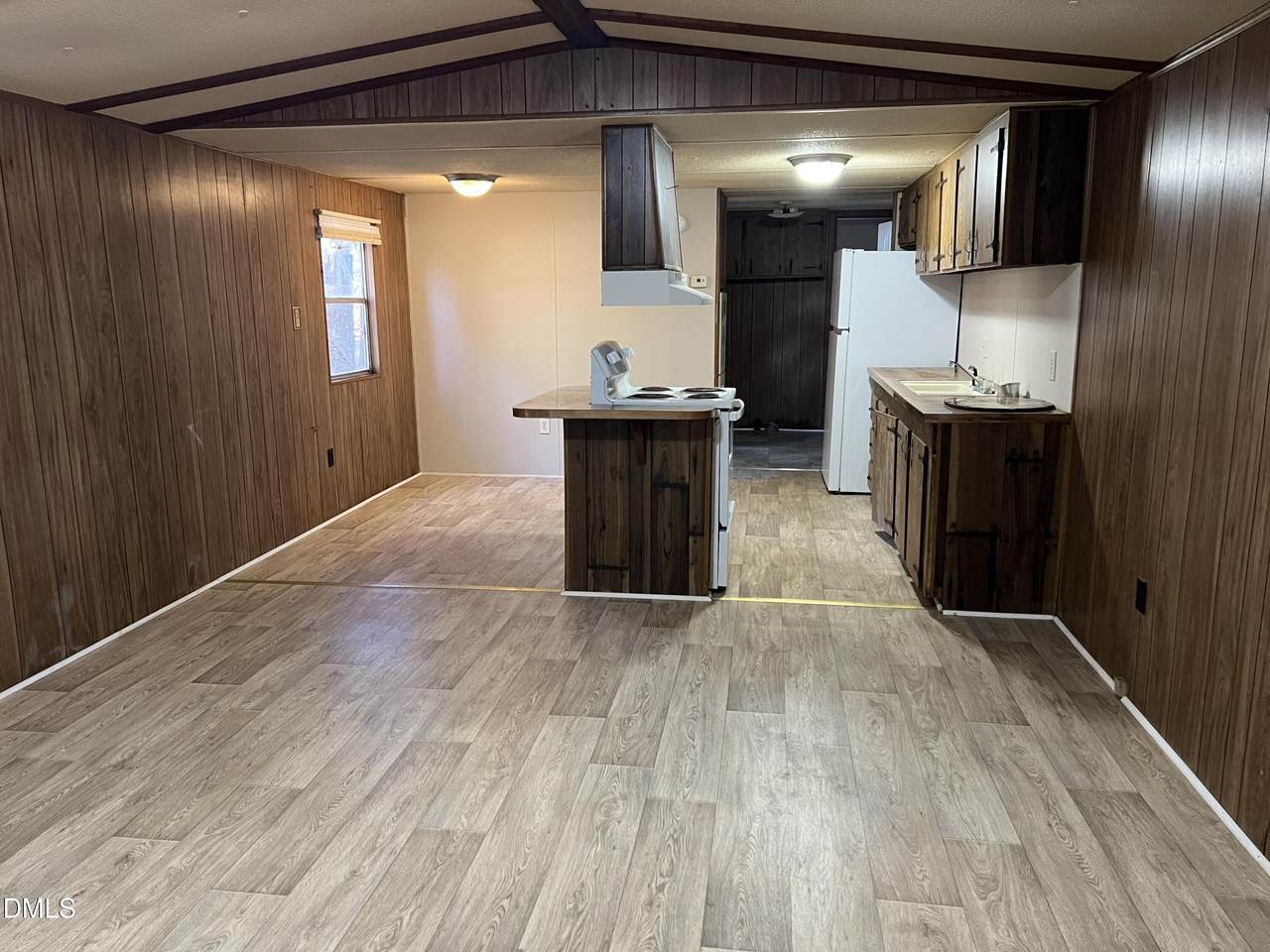 65 White Pine Mhp - Photo 1