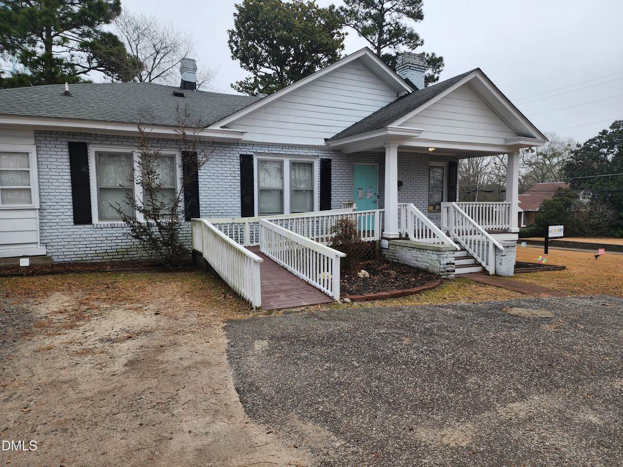 523 Main Street - Photo 1