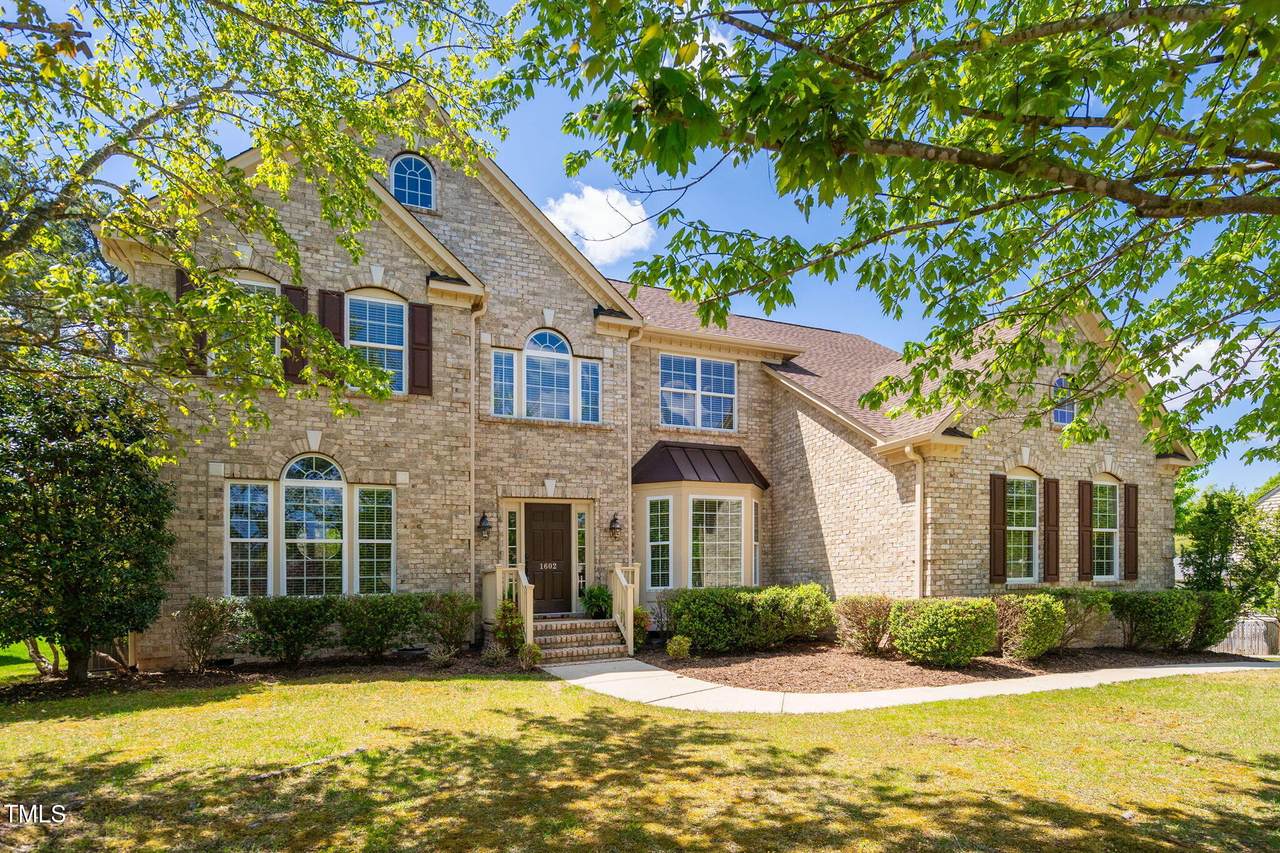 1602 Eagle Lodge Lane - Photo 1