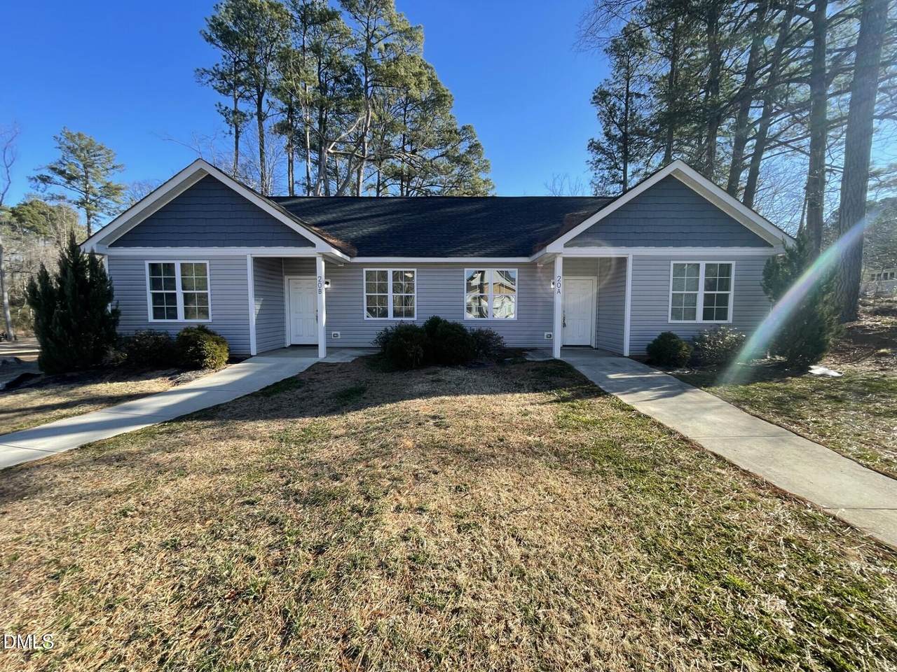 20 Korea Street - Photo 1