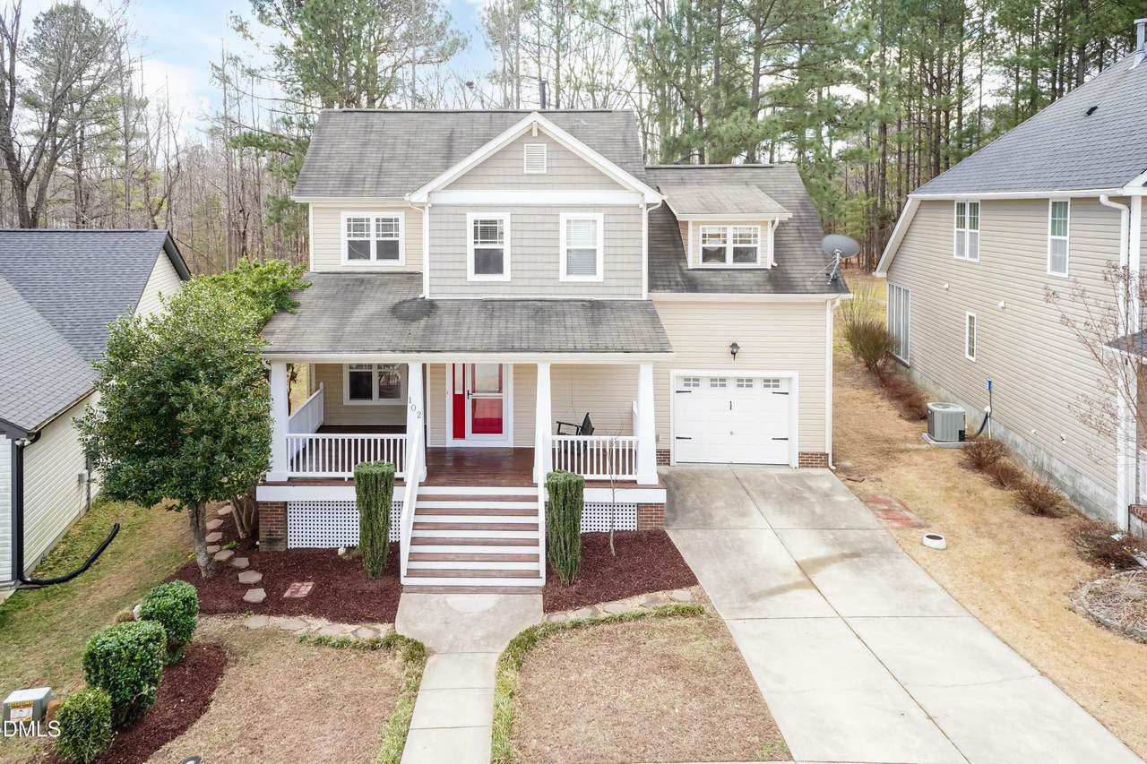 102 Kipling Drive - Photo 1