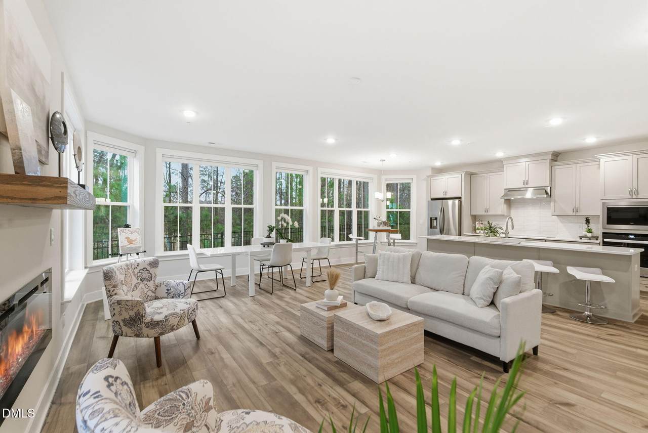 11548 Helmond Way - Photo 1