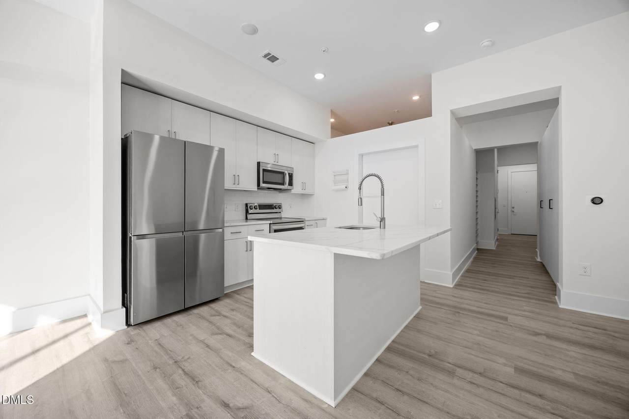 2441 Campus Shore Drive - Photo 1