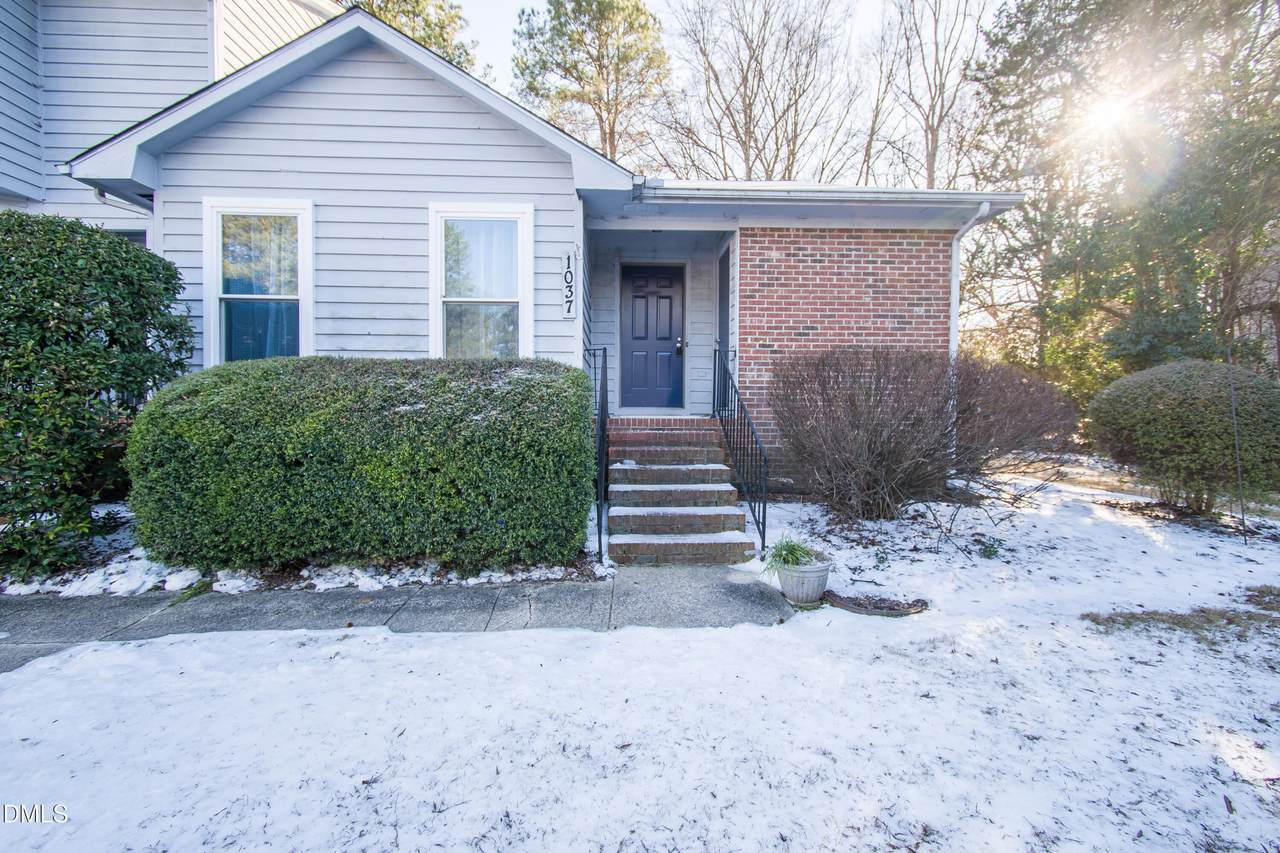 1037 Hempstede Drive - Photo 1